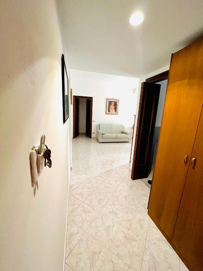 Grazioso Bilocale A 100 Mt Dalla Metropolitana Sesto San Giovanni Exterior photo